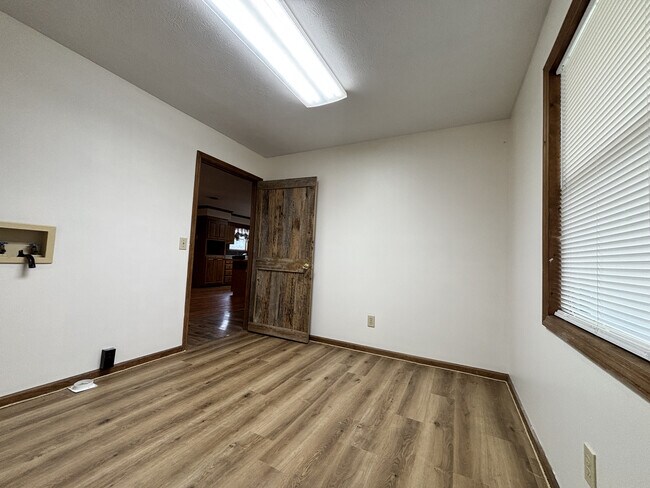 Building Photo - 1500 Murray-Kittrell Rd