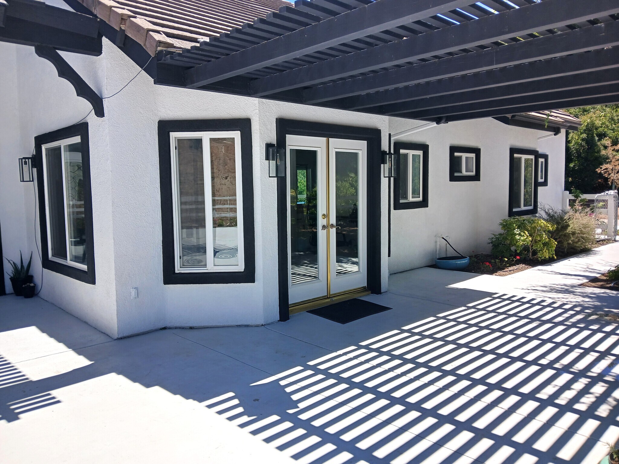 Building Photo - 43605 Los Gatos Rd