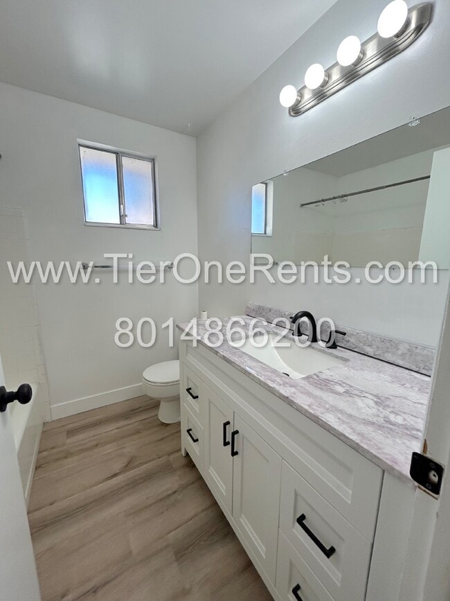 Building Photo - NO DEPOSIT option available for qualified ...