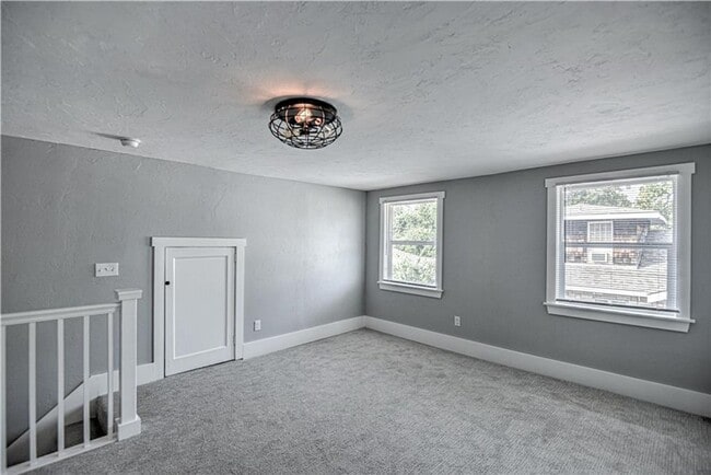 Building Photo - 1118 NW 33rd St