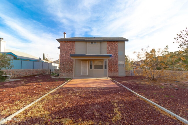 Building Photo - 12029 Crown Woods Ct