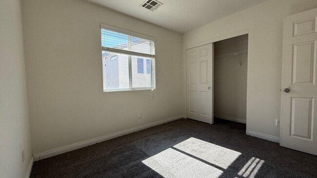Building Photo - 8967 W Ryan Creek Ave