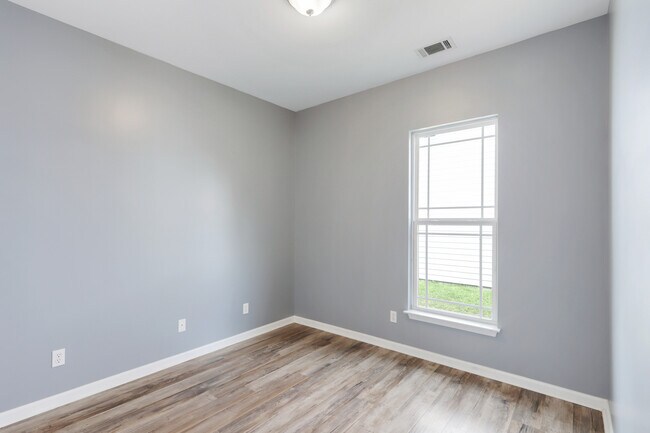 Building Photo - 46 Isle Of Palms W