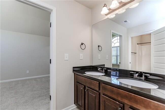 Building Photo - 6354 Brookridge Dr