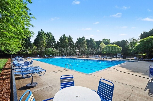 Building Photo - 5518 Stowe Derby Dr