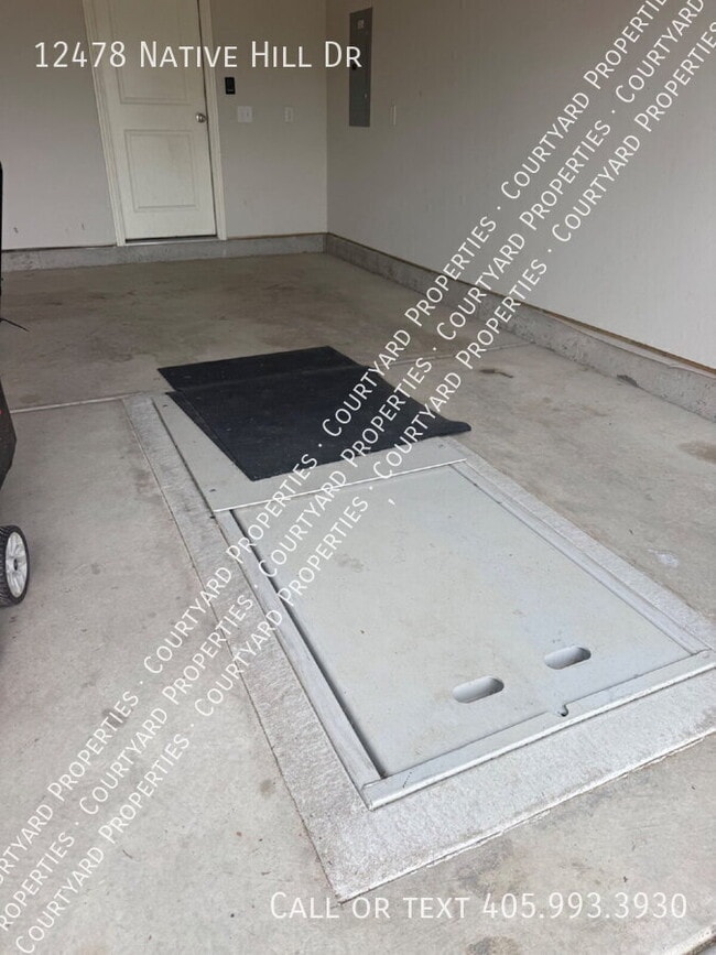 Building Photo - 12478 Native Hill Dr