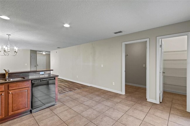Building Photo - 2309 Norwood Pl