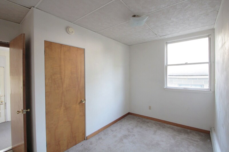 Building Photo - 732 Savannah Ave