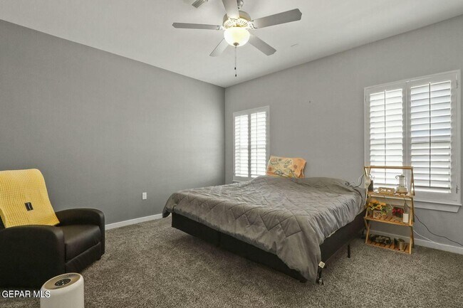 Building Photo - 2708 Tierra Oasis St