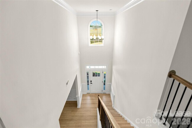 Building Photo - 7185 Sylvan Retreat Dr