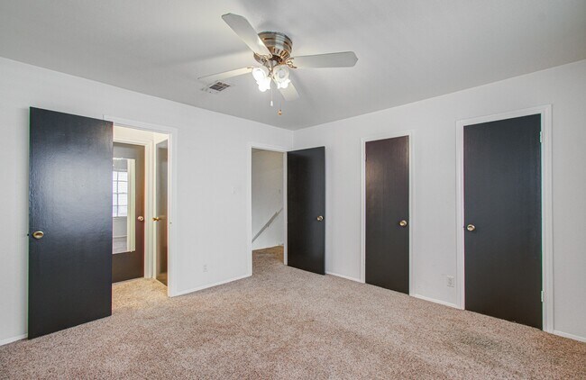 Building Photo - 1713 Huldy St