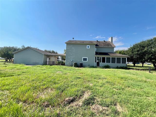 Building Photo - 11881 Mustang Rd