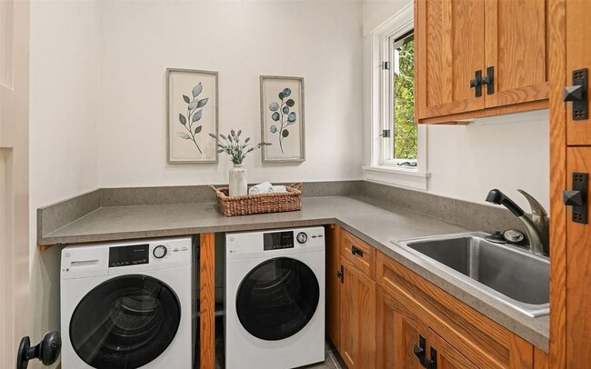 Building Photo - 4155 212th Way SE