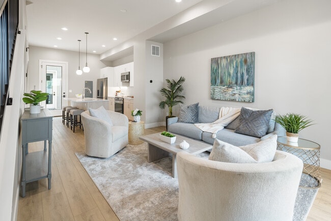 Building Photo - Tejon Ten Towns