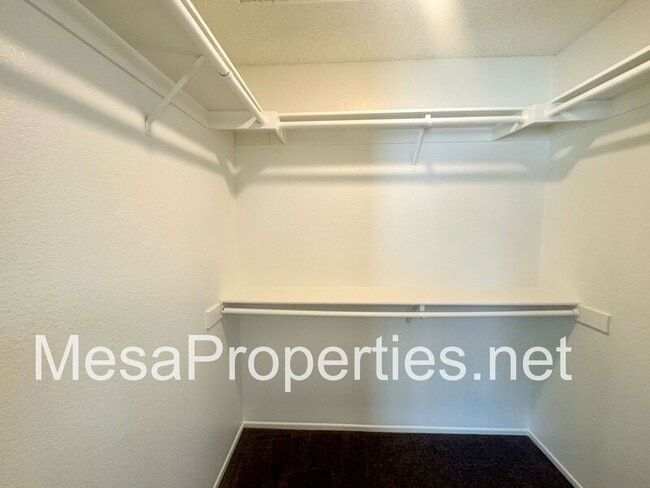 Building Photo - 12550 Kristina Ct