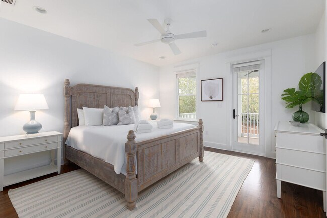 Building Photo - 80 East Royal Fern Way