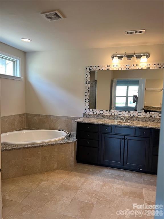 Building Photo - 10413 Honeyfur Ct