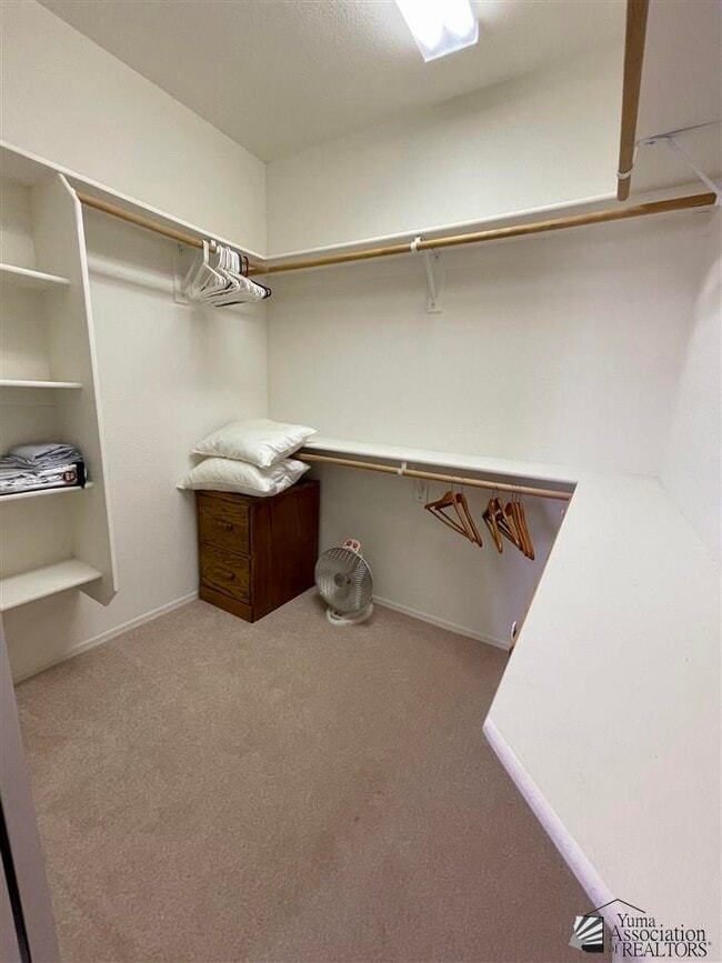 Building Photo - 10277 S Del Rey Dr