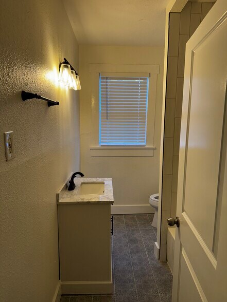 Building Photo - 111 N Winnetka Ave