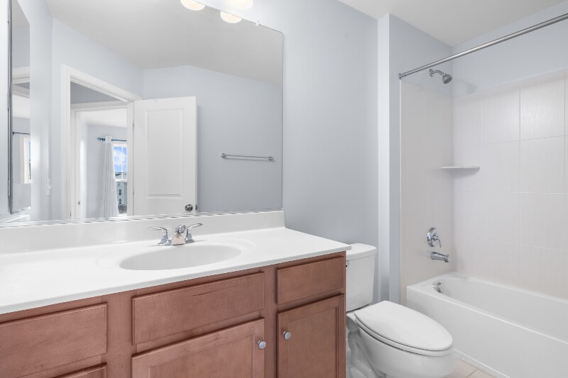 Building Photo - 133 Biscane Ct