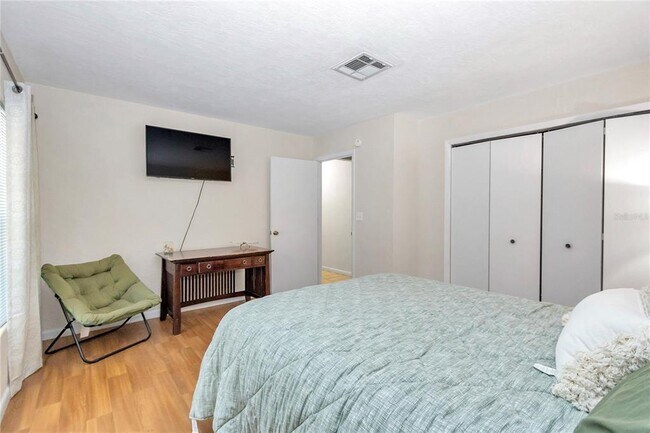 Building Photo - 11636 Osceola Rd