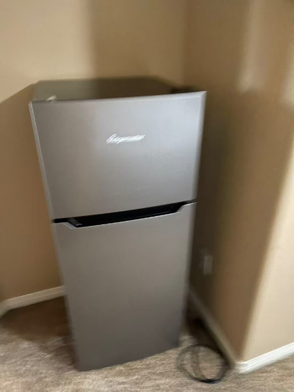 Building Photo - 26256 Palm Tree Ln