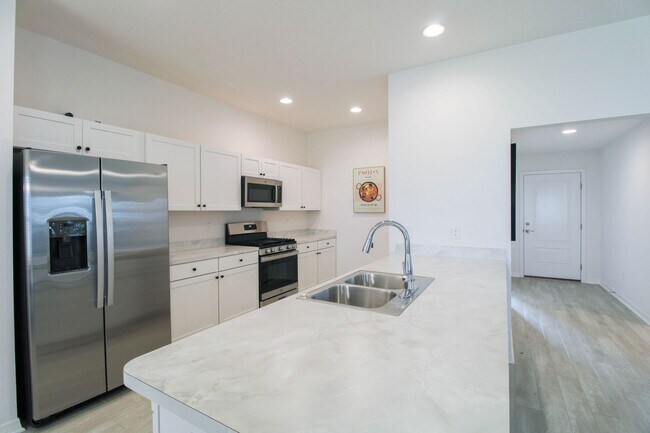 Building Photo - 7637 Rutherford Ln