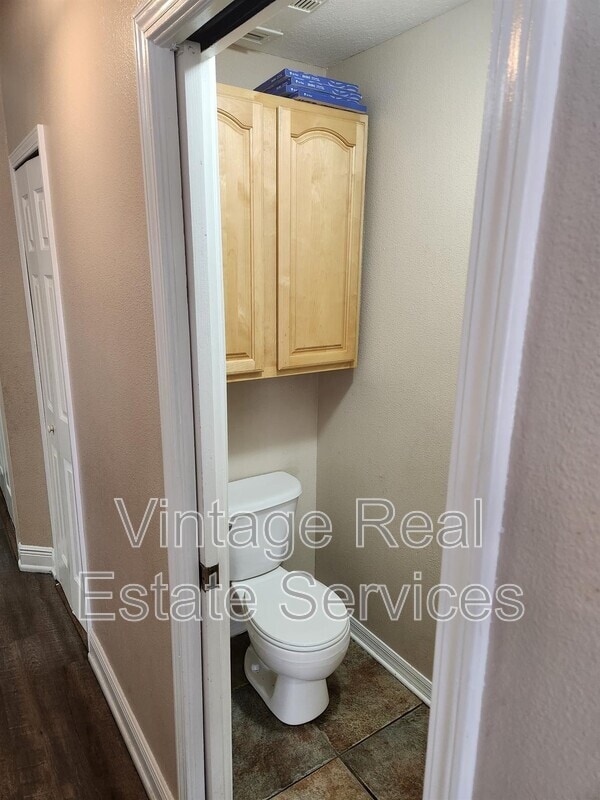 Building Photo - 12008 Peach Grv Ct