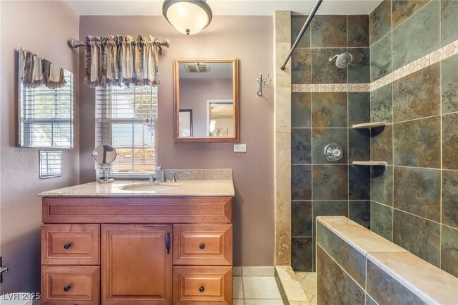 Building Photo - 1038 Tam O Shanter