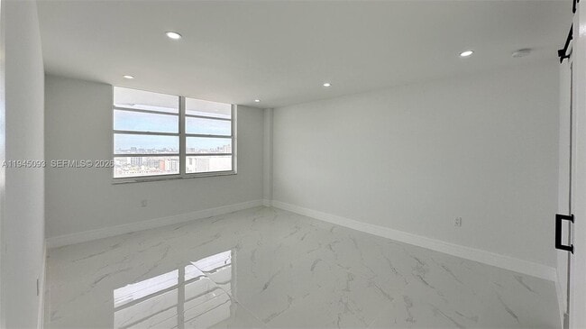 Building Photo - 2750 NE 183rd St