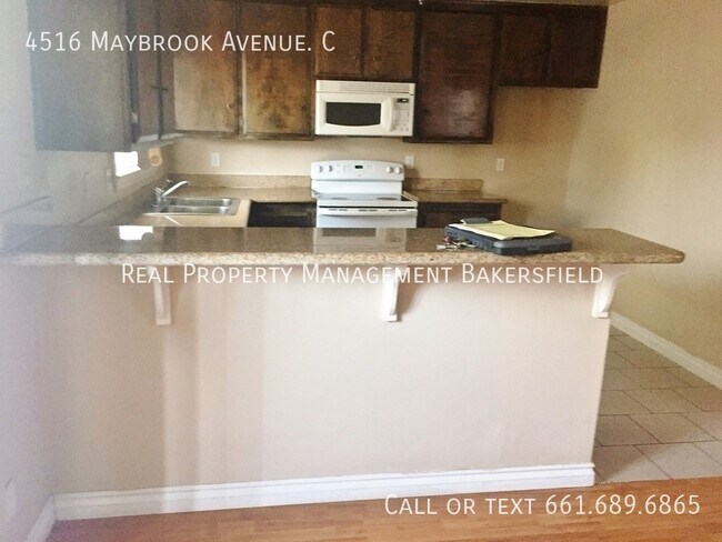 Building Photo - 4516 Maybrook Ave