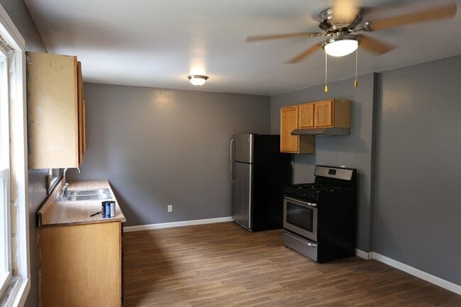 Building Photo - 1543 Tennessee St
