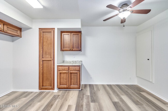 Building Photo - 150 Los Angeles Ave