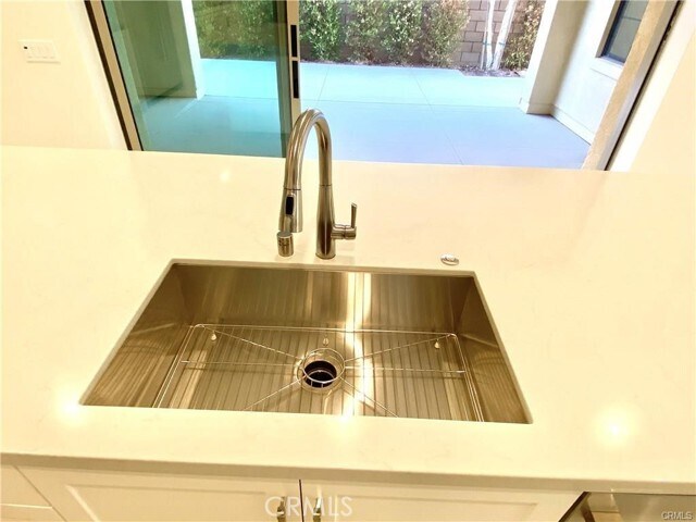 Building Photo - 222 Parkwood