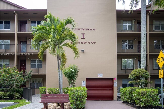 Building Photo - 12850 SW 4th Ct