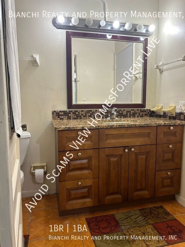 Building Photo - 3146 Carlos Dr