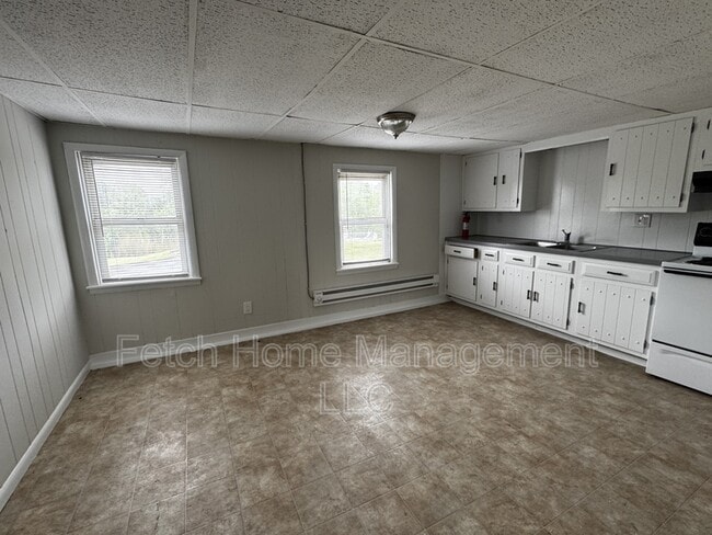 Building Photo - 10669 Jonestown Rd
