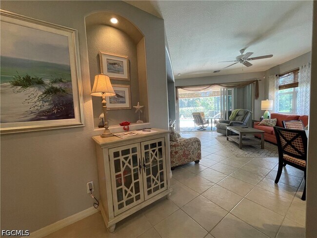 Building Photo - 10630 Camarelle Cir