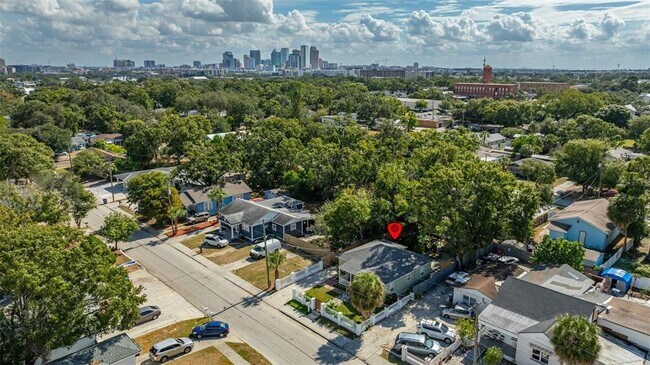 Building Photo - 2116 W St Louis St