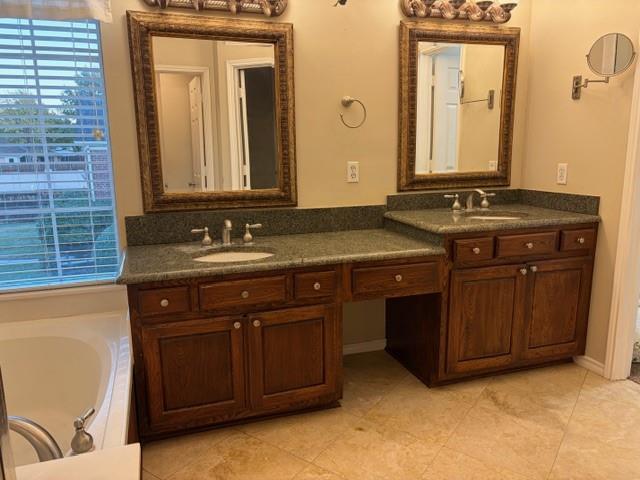 Building Photo - 4704 Bear Run Dr