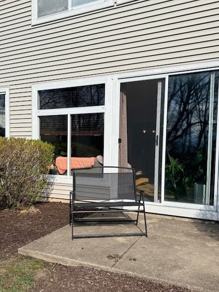 Building Photo - 1159 E Addison Ave