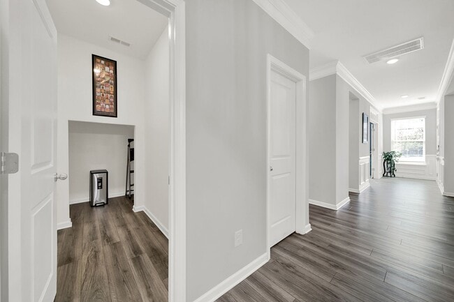 Building Photo - Beautiful 3 bed house in Belmont NC!