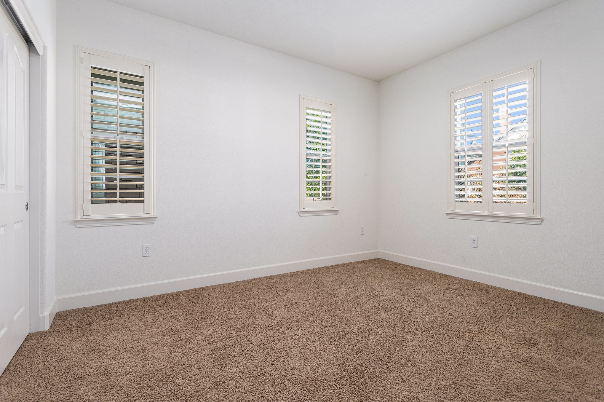 Building Photo - 4970 Trescott Ct
