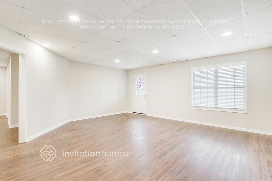 Building Photo - 2582 Chipping Ct