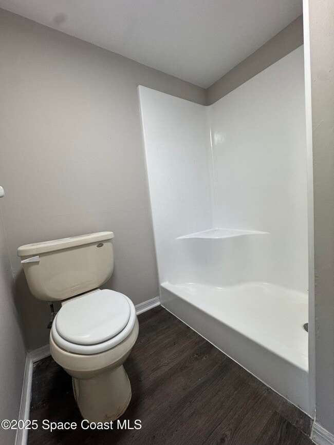 Building Photo - 1039 Regency Dr