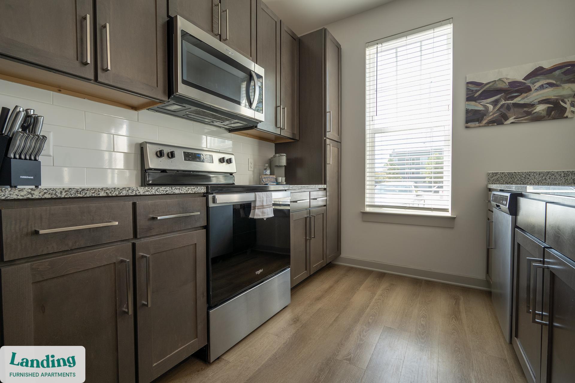 Building Photo - 340 W 25th St