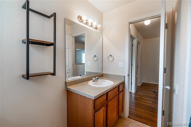Building Photo - 9264 Sand Myrtle Dr