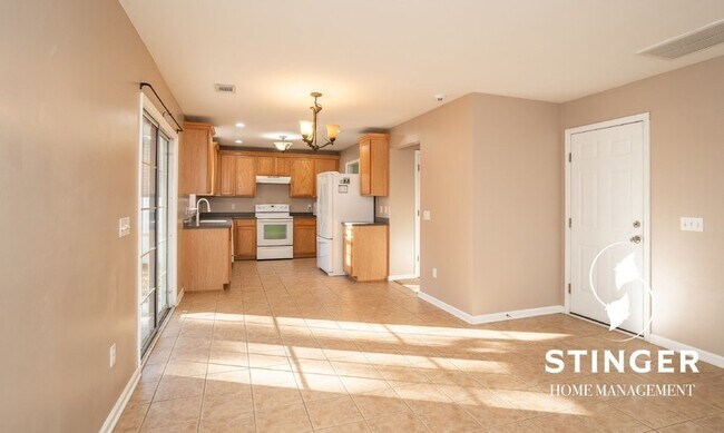Building Photo - 82 Shadow Moss Dr