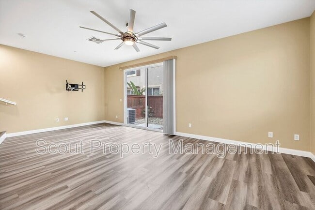 Building Photo - 35804 Alpental Ln