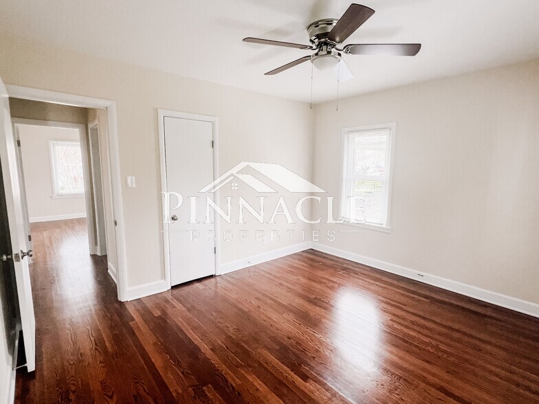 Building Photo - 117 Richeson Dr